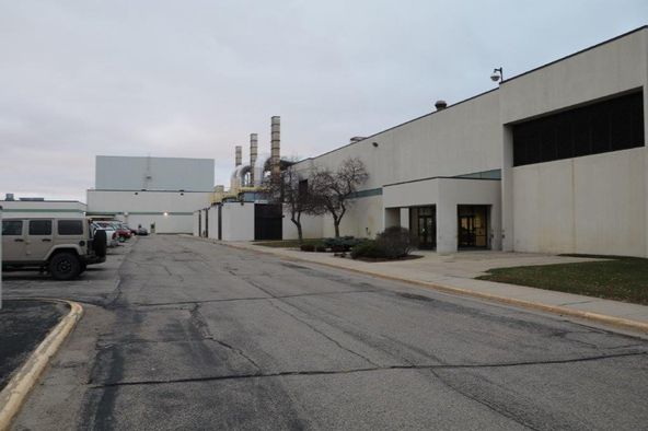 Southern MN Industrial/Distribution - For Lease: 2300 Brown Avenue, Waseca, MN 56093